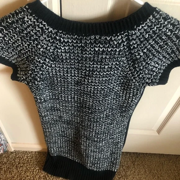 💚5 for $30 if you bundle Cute sweater dress - Picture 3 of 7